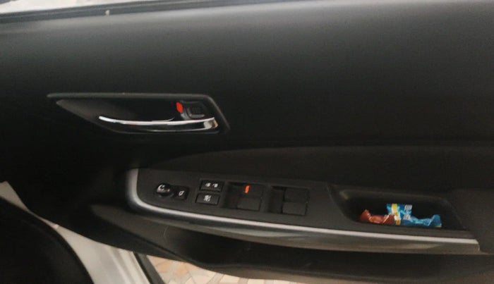 2020 Maruti Swift ZXI AMT, Petrol, Automatic, 13,502 km, interior