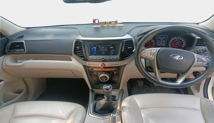 2019 Mahindra XUV300 W8 (O) 1.2 PETROL, Petrol, Manual, 1,55,276 km, interior