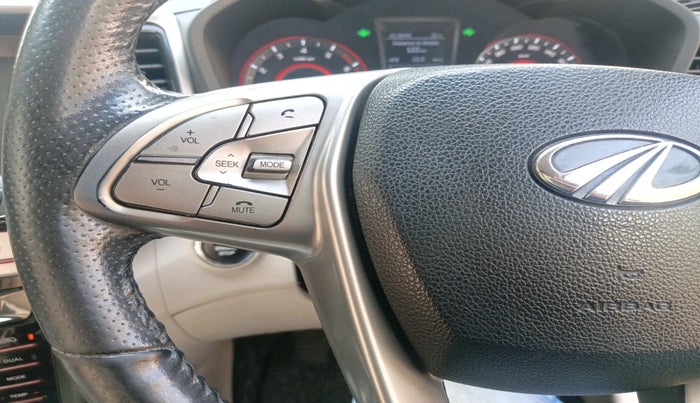 2019 Mahindra XUV300 W8 (O) 1.2 PETROL, Petrol, Manual, 1,55,276 km, interior