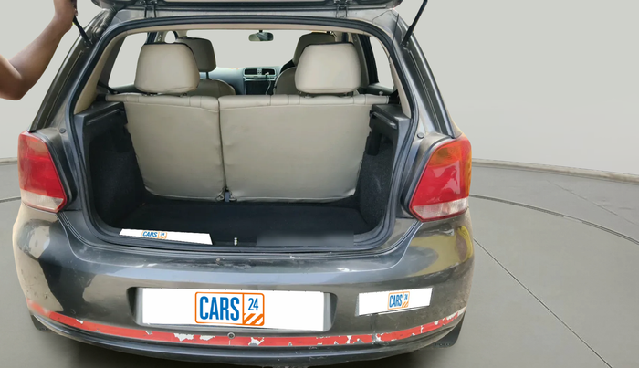 2010 Volkswagen Polo HIGHLINE1.2L, Petrol, Manual, 1,68,689 km, exterior