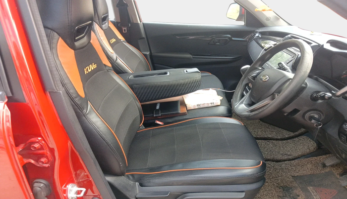 2018 Mahindra KUV 100 NXT K8 D 6 STR, Diesel, Manual, 97,844 km, interior