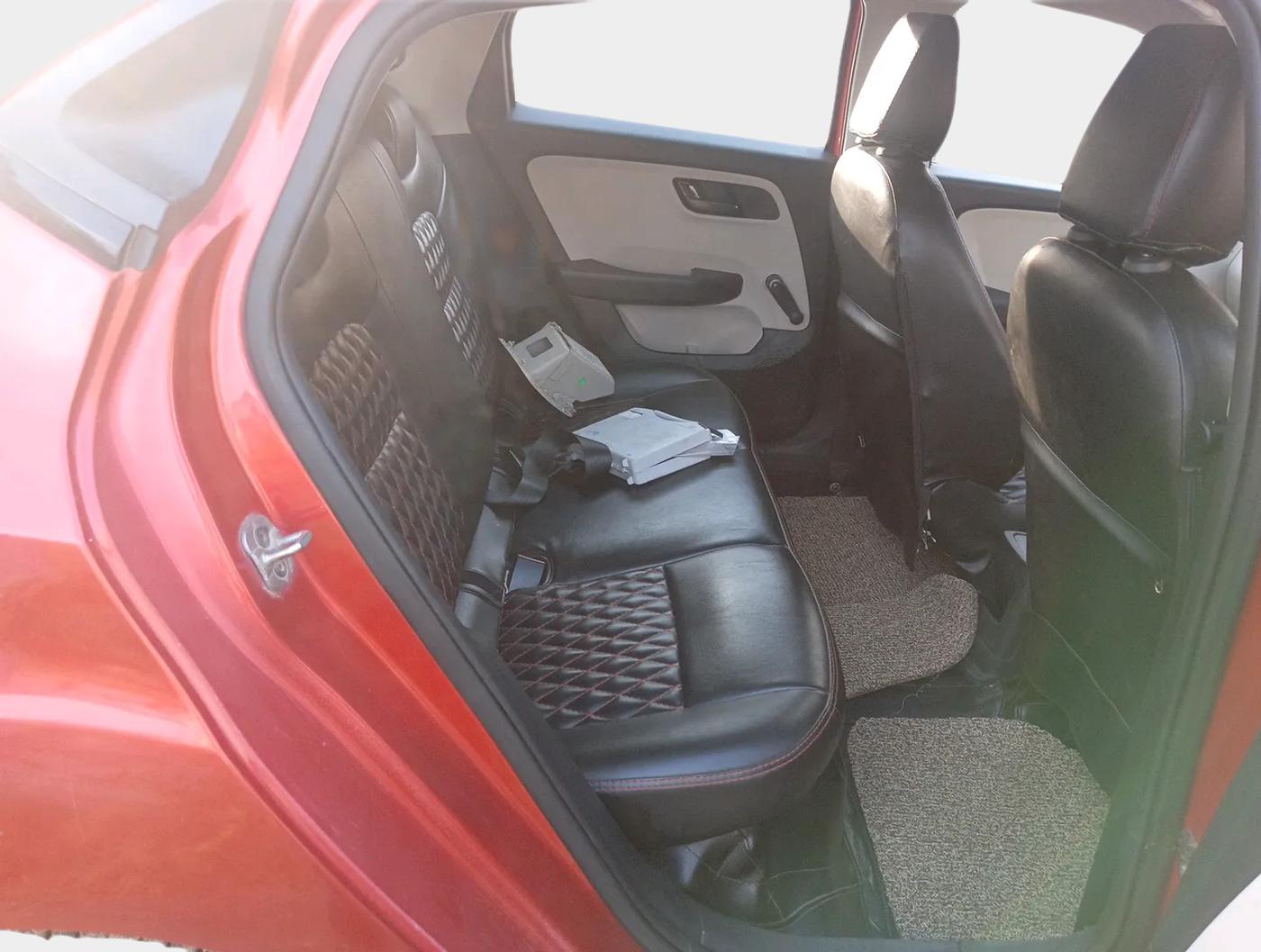 2021 Tata ALTROZ XE PETROL, Petrol, Manual, 22,073 km, interior