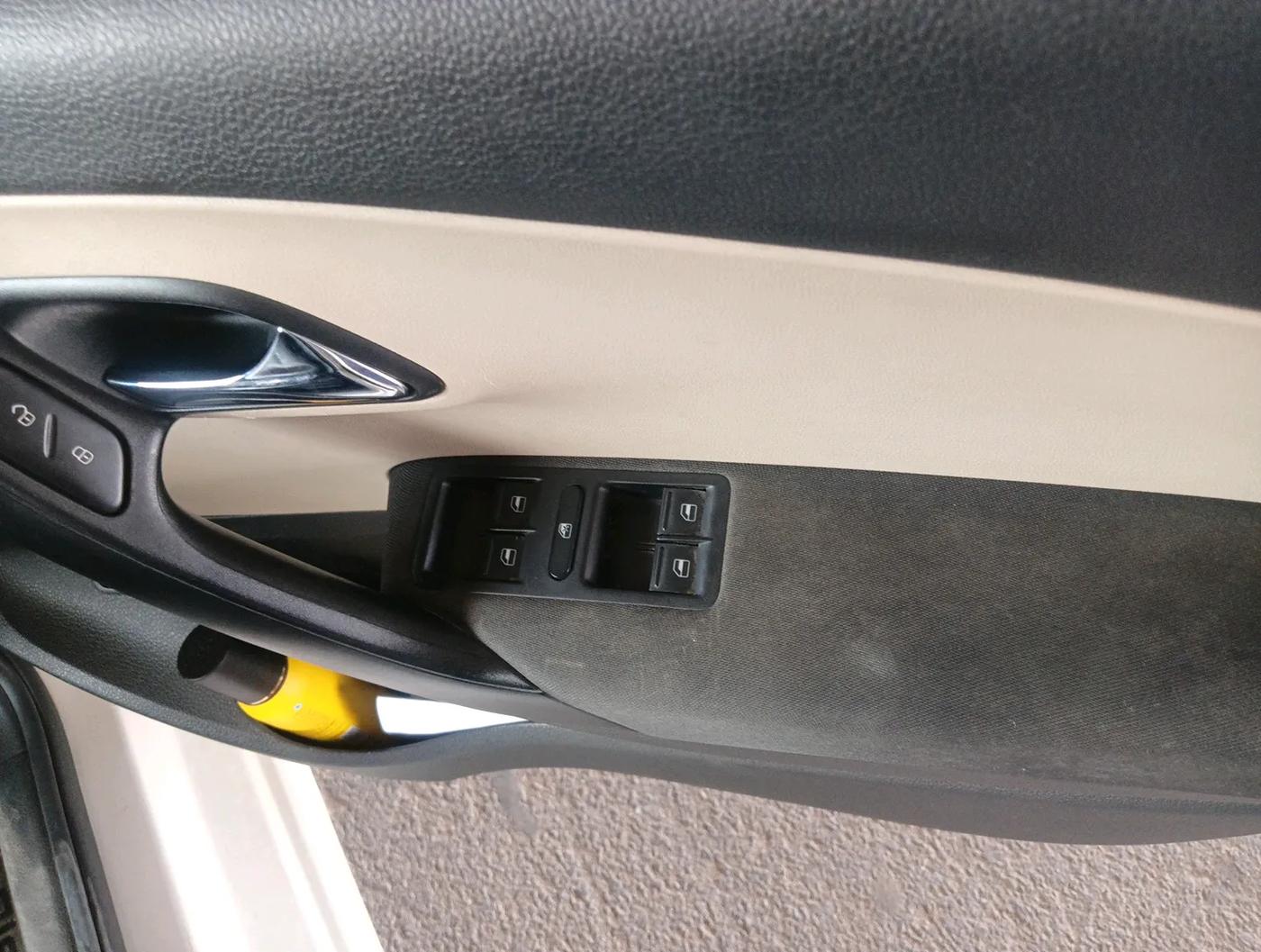 2019 Skoda Rapid AMBITION 1.6 MPI AT, Petrol, Automatic, 1,55,060 km, interior