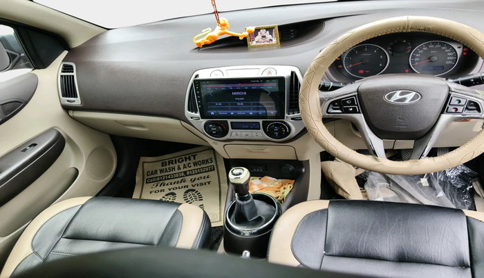 2011 Hyundai i20 SPORTZ (O) 1.4 CRDI, Diesel, Manual, 1,06,152 km, interior