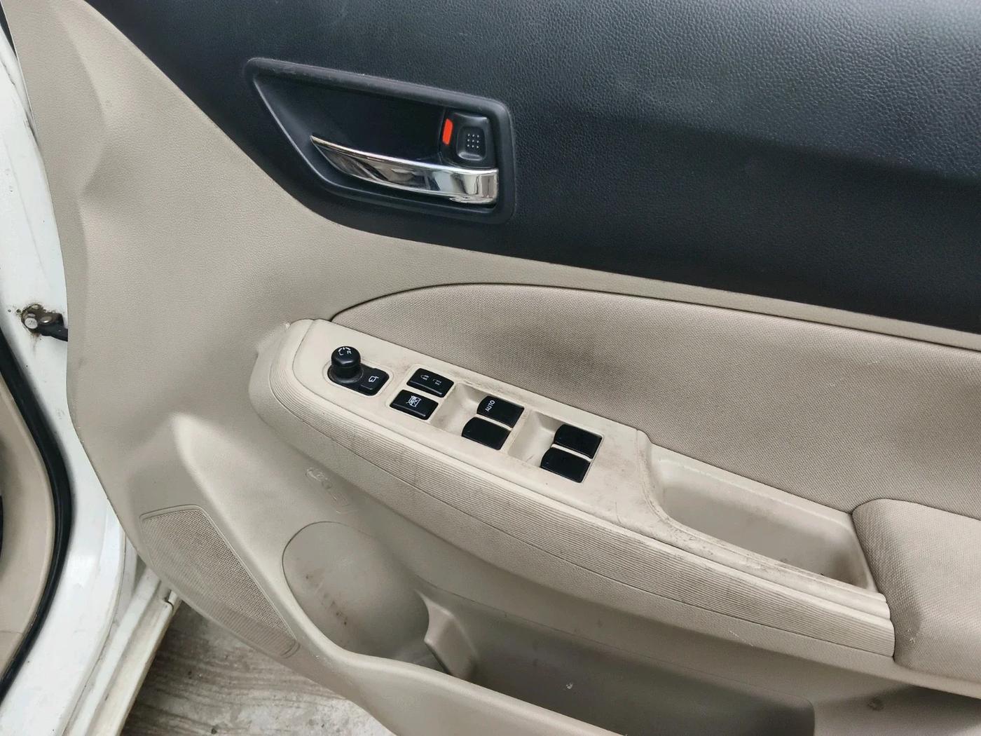 2022 Maruti Dzire VXI CNG, Petrol, Manual, 1,44,658 km, interior