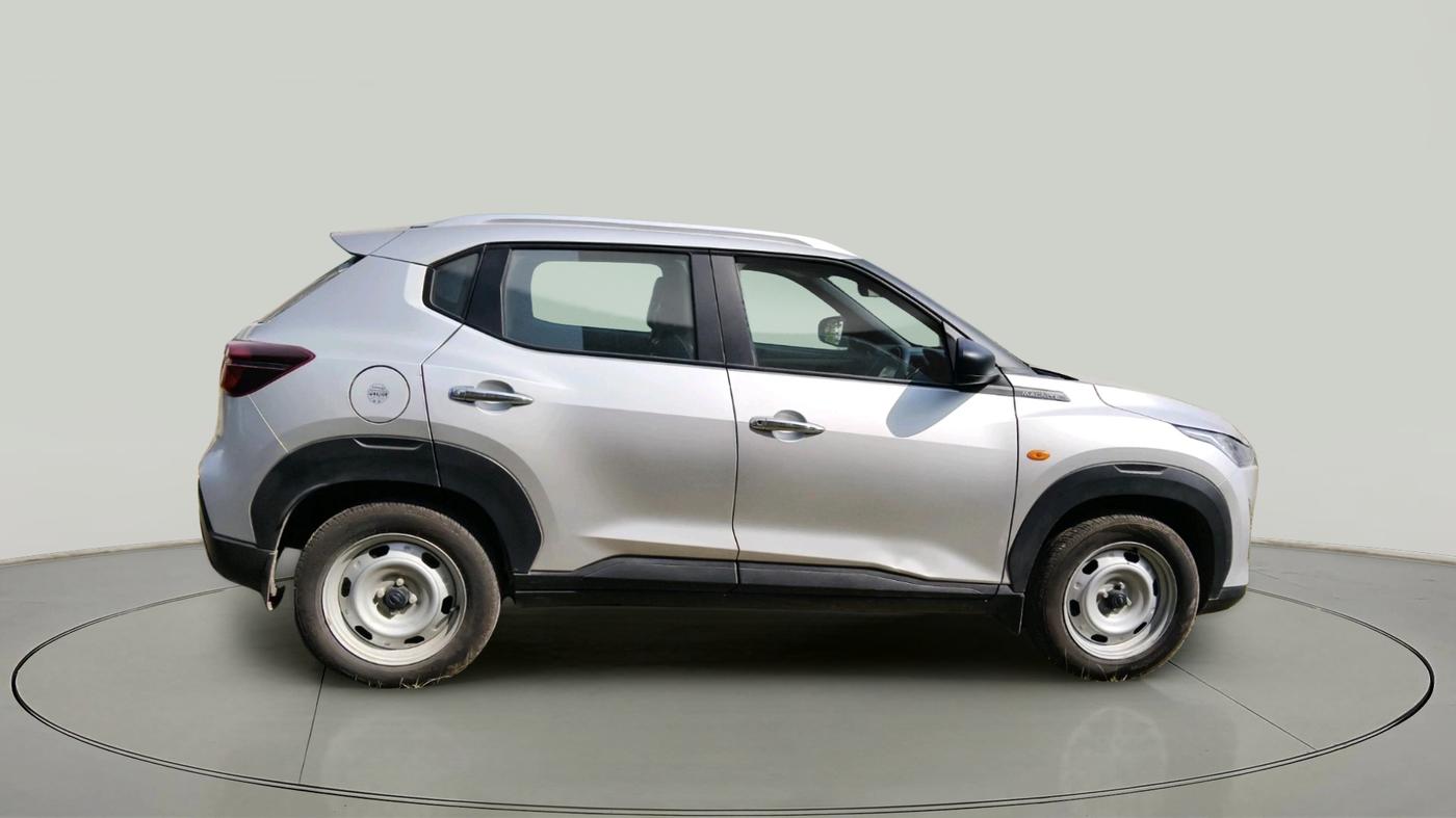 2024 Nissan MAGNITE Visia B4D 1.0 Petrol MT, Petrol, Manual, 12,493 km, exterior