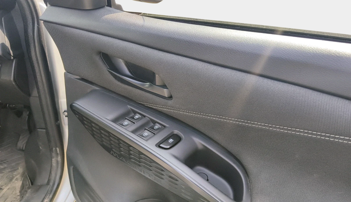 2024 Nissan MAGNITE Visia B4D 1.0 Petrol MT, Petrol, Manual, 12,493 km, interior