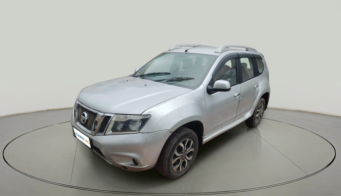 2014 Nissan Terrano XV D THP PREMIUM 110 PS, Diesel, Manual, 1,43,847 km, exterior