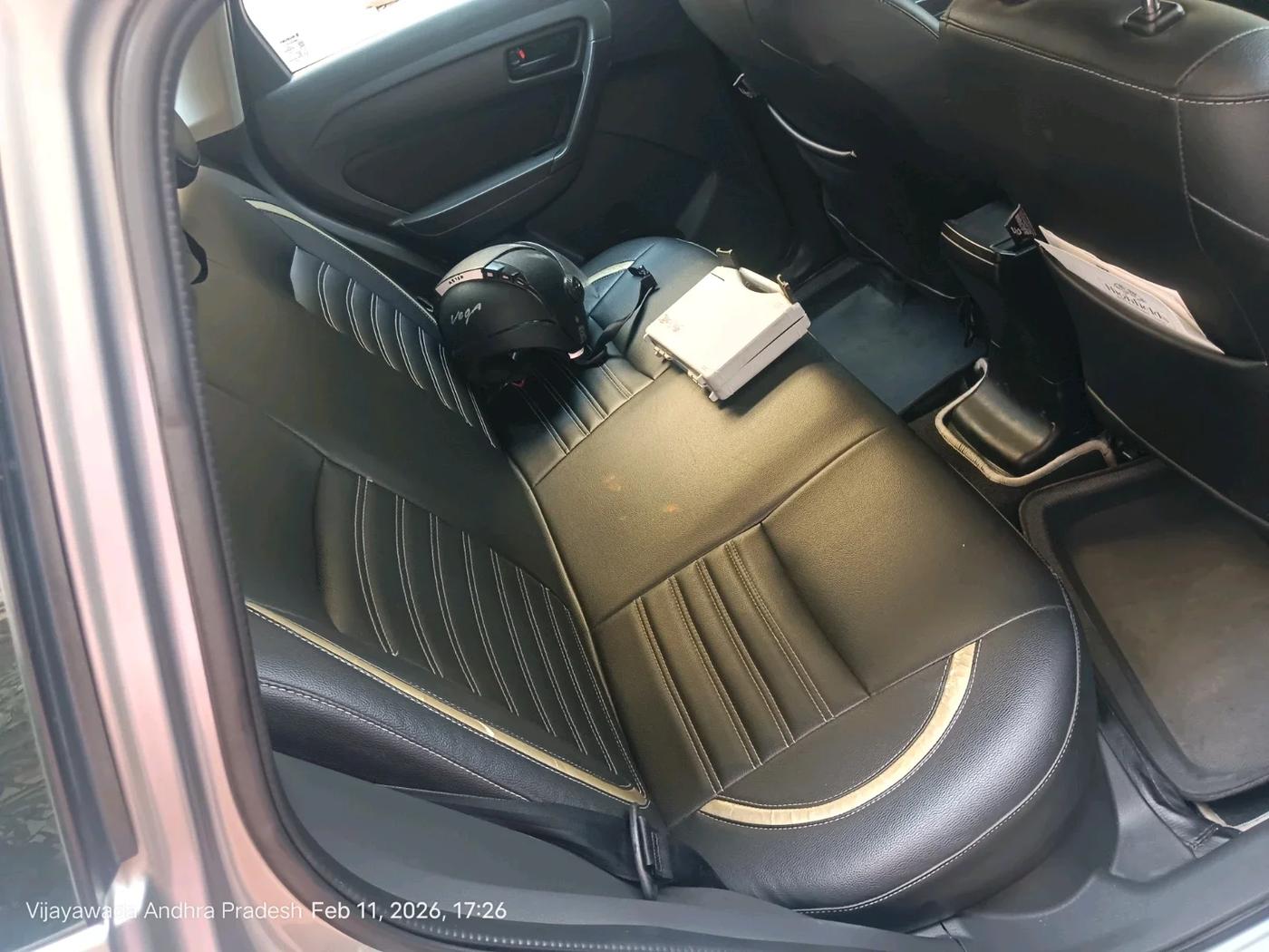 2017 Maruti Vitara Brezza VDI (O), Diesel, Manual, 1,63,212 km, interior