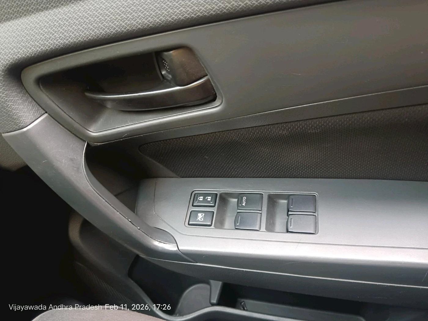 2017 Maruti Vitara Brezza VDI (O), Diesel, Manual, 1,63,212 km, interior