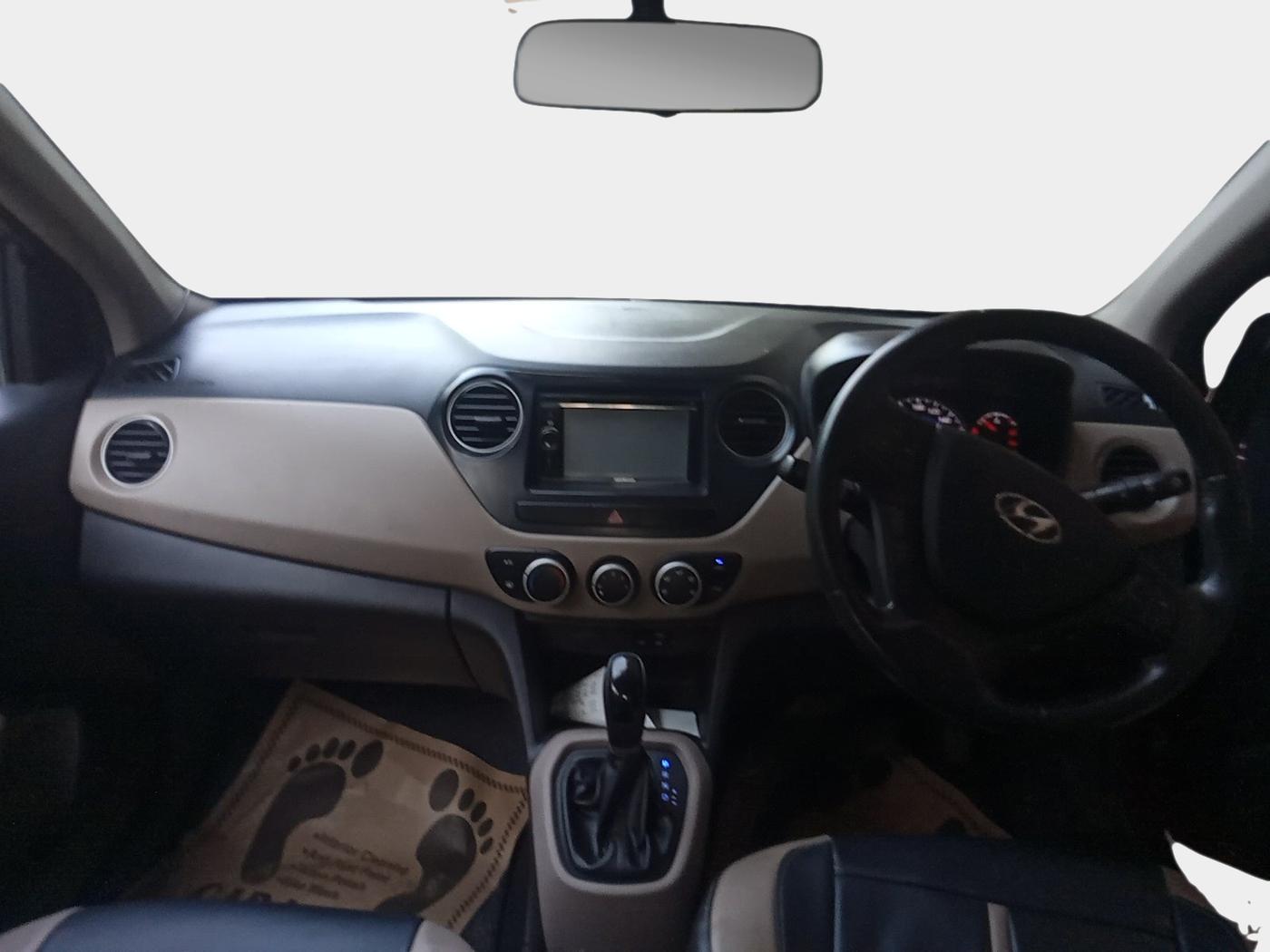 2016 Hyundai Grand i10 ASTA (O) AT 1.2 KAPPA VTVT, Petrol, Automatic, 5,00,000 km, interior