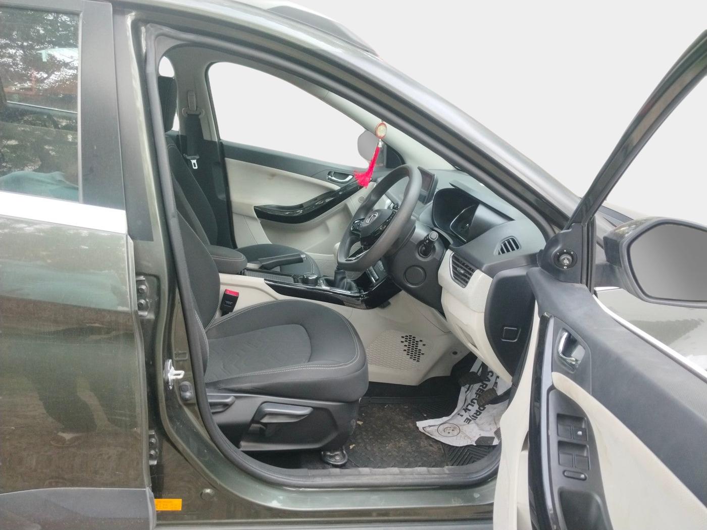 2020 Tata NEXON XZ PLUS PETROL, Petrol, Manual, 68,419 km, interior