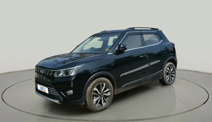 2021 Mahindra XUV300 W8 (O) 1.2 PETROL, Petrol, Manual, 82,509 km, exterior