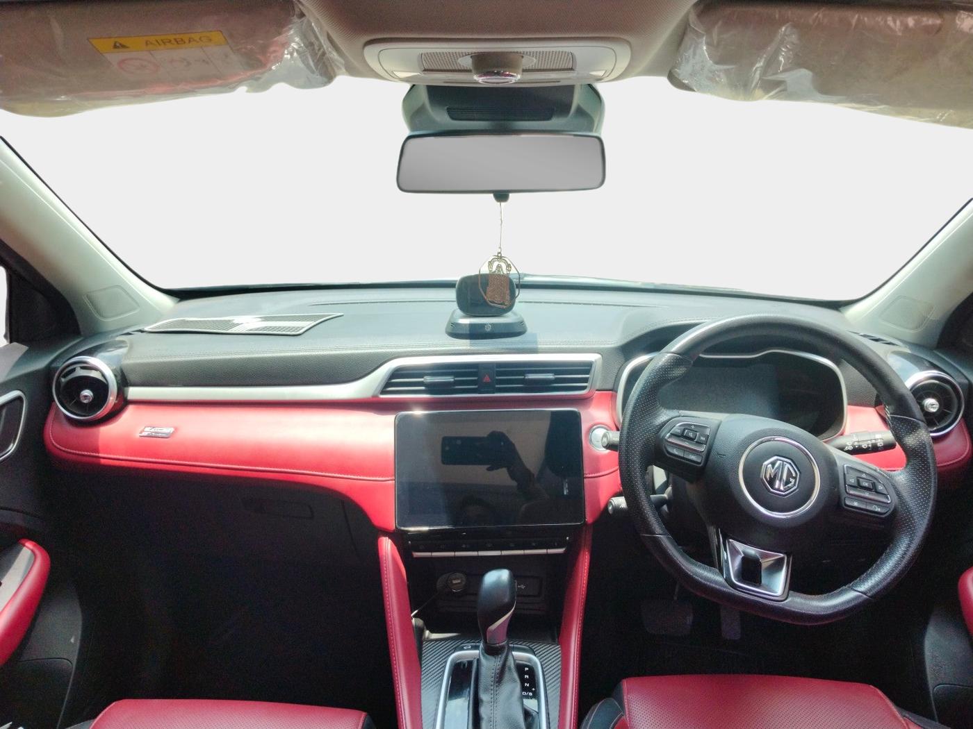 2021 MG ASTOR SAVVY 1.3 TURBO AT S RED, Petrol, Automatic, 17,729 km, interior