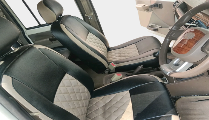 2017 Mahindra Bolero POWER PLUS ZLX, Diesel, Manual, 1,17,120 km, interior