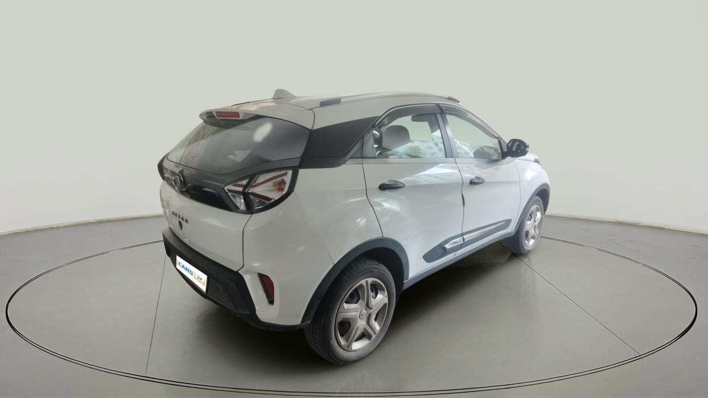 2021 Tata NEXON XMA PLUS SUNROOF DIESEL, Diesel, Automatic, 76,000 km, exterior