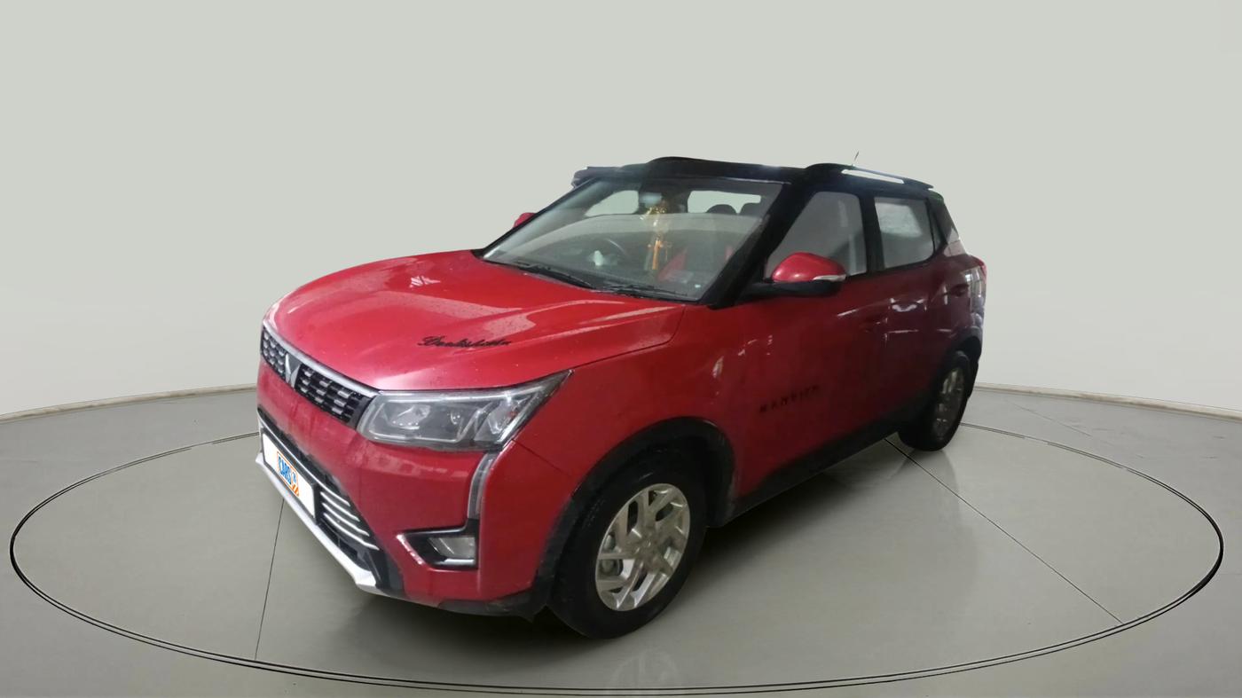 2023 Mahindra XUV300 W8 1.5 DIESEL, Diesel, Manual, 44,292 km, exterior