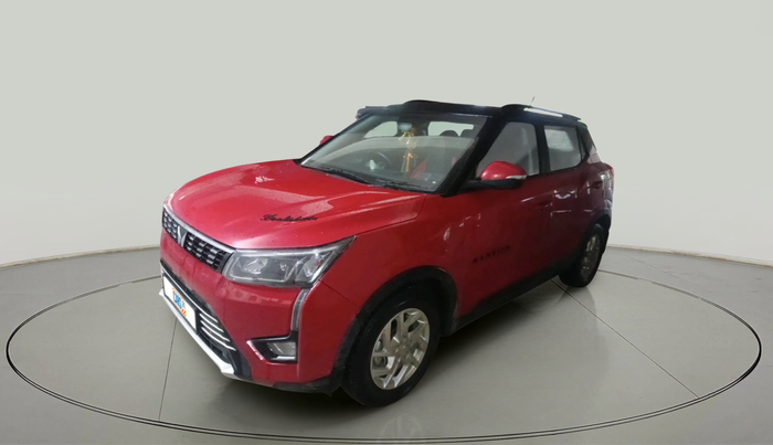 2023 Mahindra XUV300 W8 1.5 DIESEL, Diesel, Manual, 44,292 km, exterior