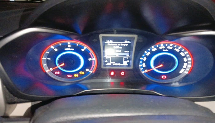 2023 Mahindra XUV300 W8 1.5 DIESEL, Diesel, Manual, 44,292 km, interior