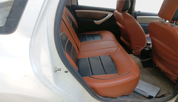 2014 Renault Duster 85 PS RXL DIESEL, Diesel, Manual, 1,03,436 km, interior