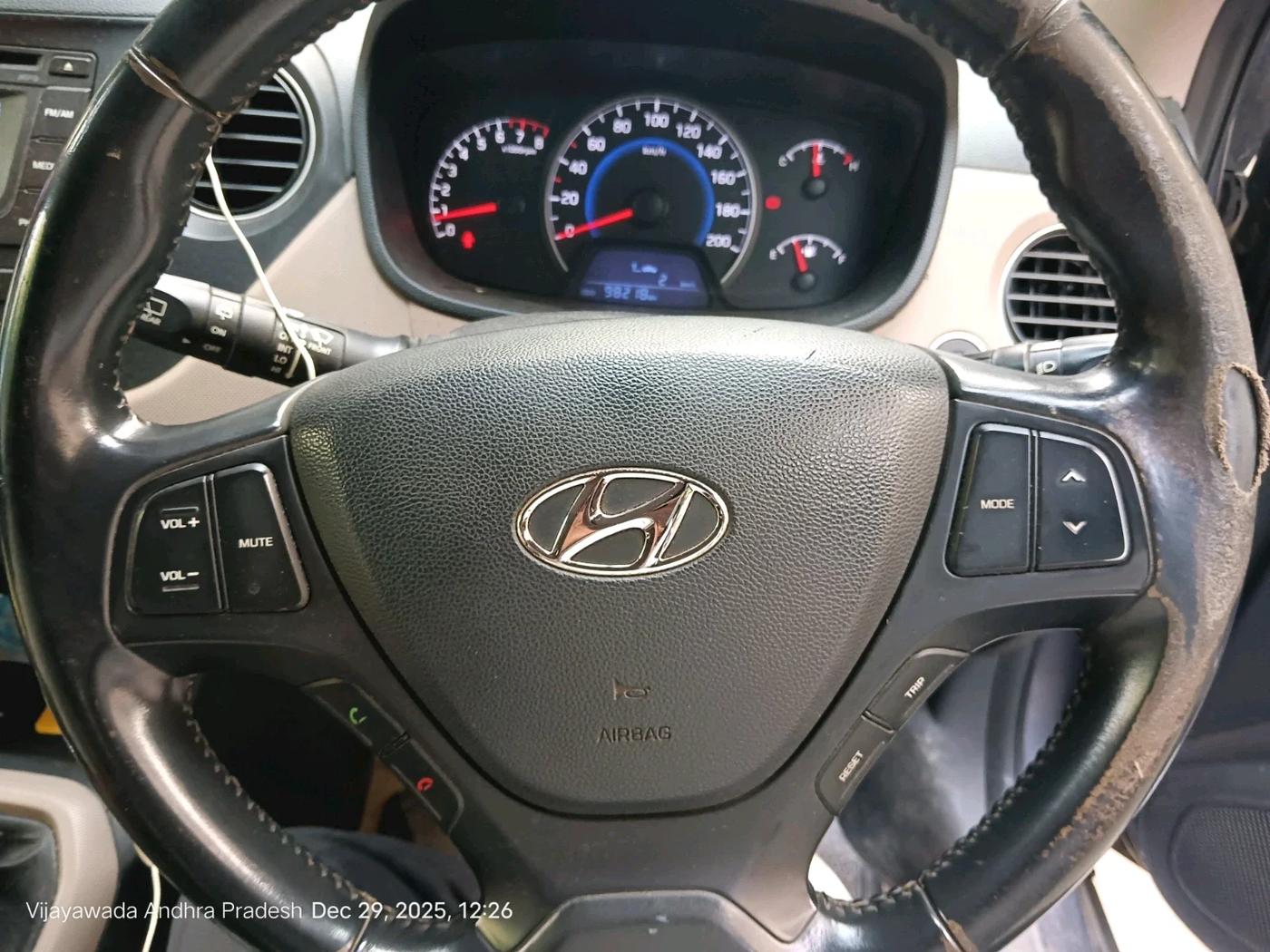 2015 Hyundai Grand i10 ASTA 1.2 KAPPA VTVT, Petrol, Manual, 98,218 km, interior