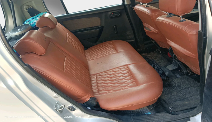2013 Maruti Wagon R 1.0 LXI CNG, Petrol, Manual, 1,63,518 km, interior