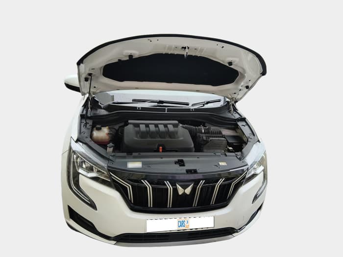 2022 Mahindra XUV700 AX 7 P AT 7 STR, Petrol, Automatic, 24,825 km, exterior