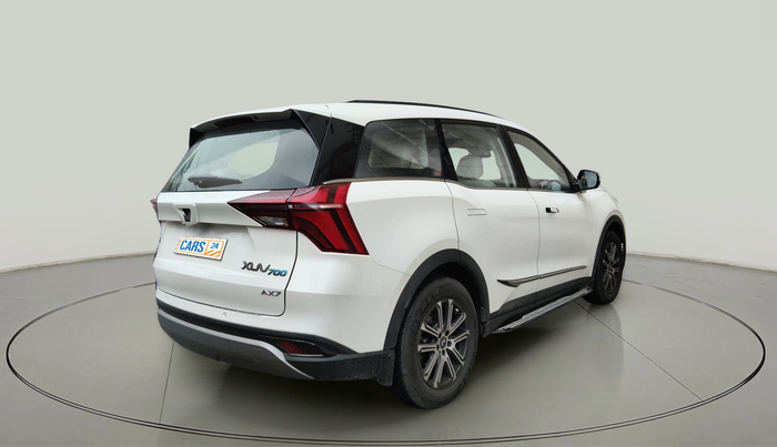 2022 Mahindra XUV700 AX 7 P AT 7 STR, Petrol, Automatic, 23,655 km, exterior