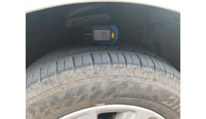 2016 Maruti Swift Dzire ZDI, Diesel, Manual, 75,198 km, tyre