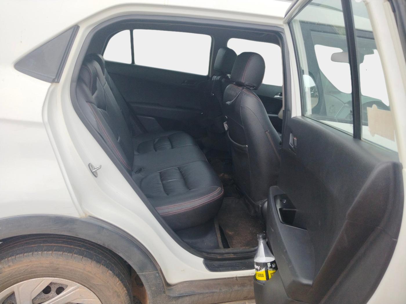 2016 Hyundai Creta BASE 1.4 DIESEL, Diesel, Manual, 1,89,171 km, interior
