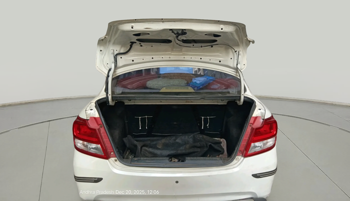 2017 Maruti Dzire VDI, Diesel, Manual, 1,62,223 km, exterior