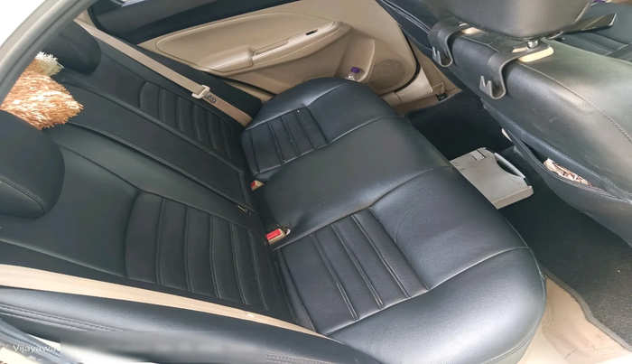 2017 Maruti Dzire VDI, Diesel, Manual, 1,62,223 km, interior