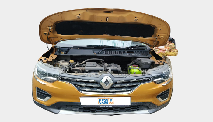 2022 Renault TRIBER RXZ AMT, Petrol, Automatic, 69,384 km, exterior