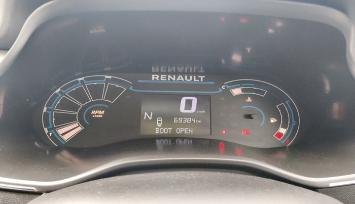 2022 Renault TRIBER RXZ AMT, Petrol, Automatic, 69,384 km, interior