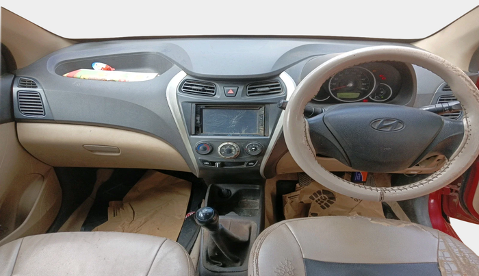 2016 Hyundai Eon ERA + LPG, Petrol, Manual, 1,95,099 km, interior