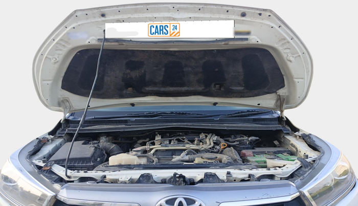 2019 Toyota Innova Crysta 2.4 VX 8 STR, Diesel, Manual, 1,20,437 km, exterior