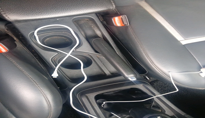 2016 Maruti Vitara Brezza VDI, Diesel, Manual, 1,86,120 km, interior