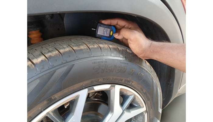 2020 KIA SELTOS GTX PLUS AT 1.5 DIESEL, Diesel, Automatic, 1,42,129 km, tyre