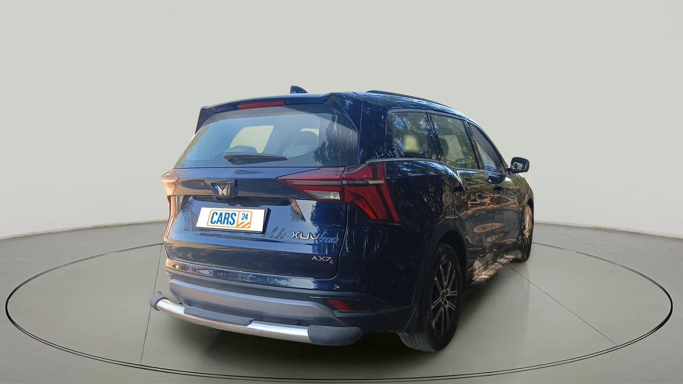 2022 Mahindra XUV700 AX 7 LUXURY D MT 7 STR, Diesel, Manual, 75,500 km, exterior