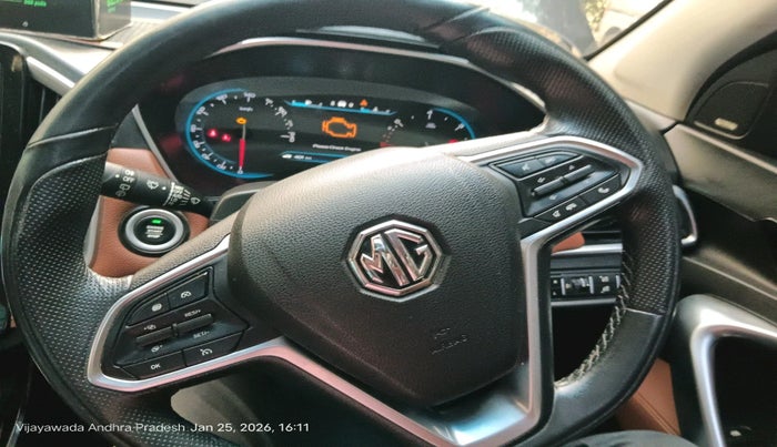 2020 MG HECTOR PLUS SHARP 2.0 DIESEL TURBO MT 6-STR, Diesel, Manual, 93,304 km, interior