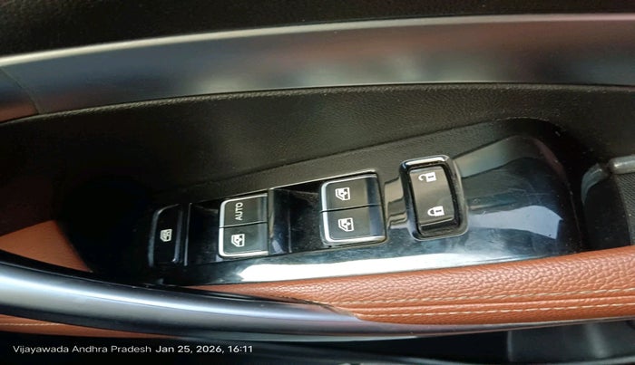 2020 MG HECTOR PLUS SHARP 2.0 DIESEL TURBO MT 6-STR, Diesel, Manual, 93,304 km, interior