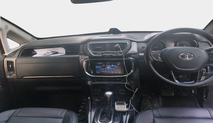 2020 Tata Hexa XTA 4X2 7 STR, Diesel, Automatic, 1,54,118 km, interior