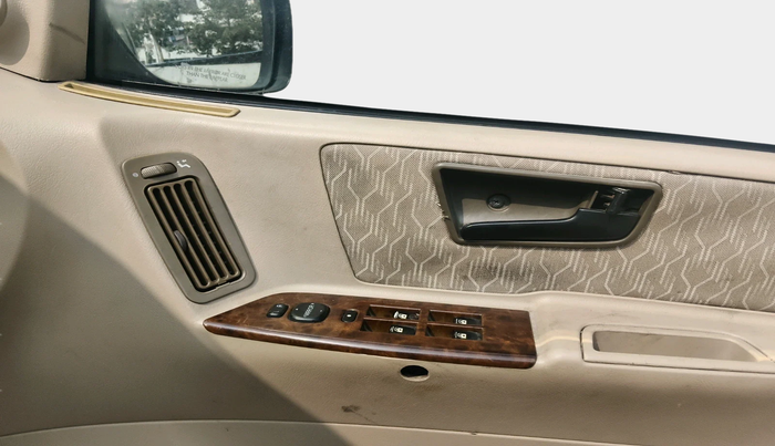 2012 Tata Safari 4X2 EX DICOR, Diesel, Manual, 2,74,011 km, interior