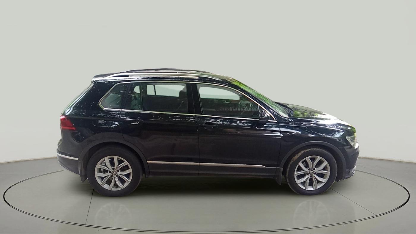 2019 Volkswagen TIGUAN HIGHLINE TDI AT, Diesel, Automatic, 1,17,255 km, exterior