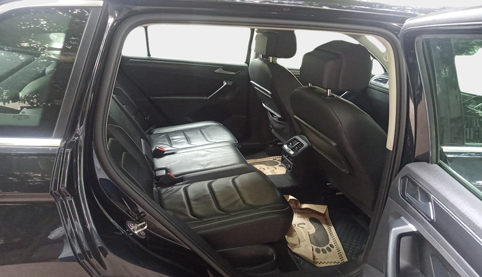 2019 Volkswagen TIGUAN HIGHLINE TDI AT, Diesel, Automatic, 1,17,255 km, interior