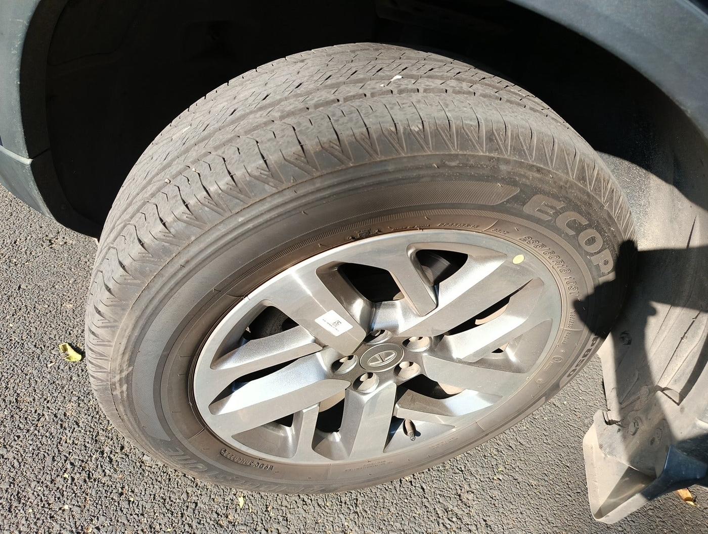 2022 Tata Safari XZ PLUS, Diesel, Manual, 21,801 km, tyre