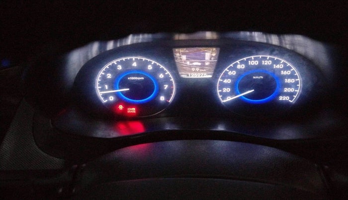 2013 Hyundai Verna FLUIDIC 1.6 VTVT SX, Petrol, Manual, 1,25,975 km, interior