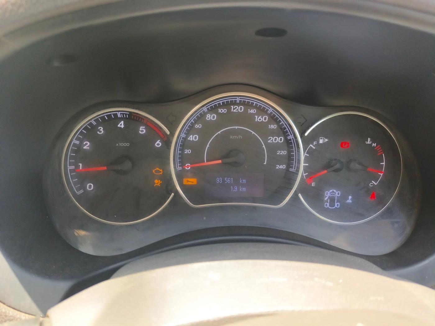 2015 Renault Koleos 4x4 MT, Diesel, Manual, 93,561 km, interior