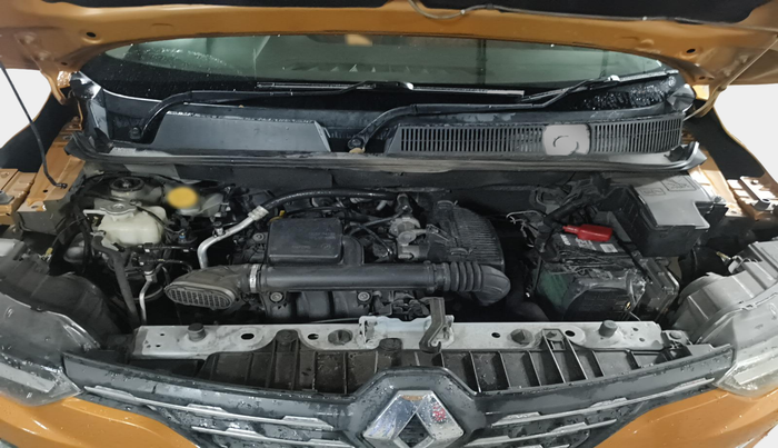 2020 Renault TRIBER RXZ AMT, Petrol, Automatic, 37,961 km, exterior