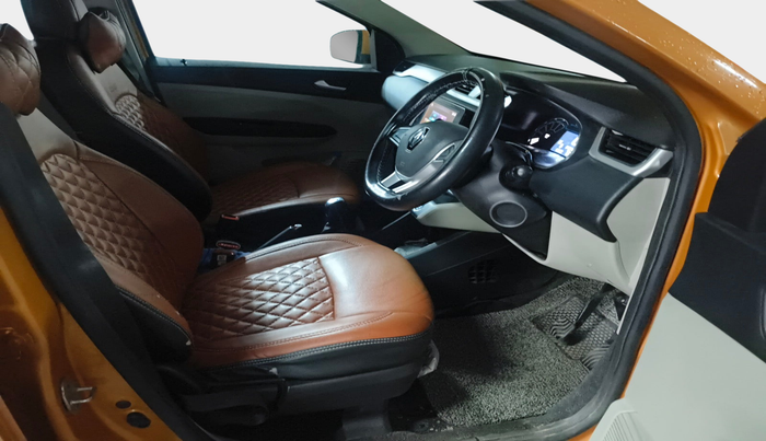 2020 Renault TRIBER RXZ AMT, Petrol, Automatic, 37,961 km, interior